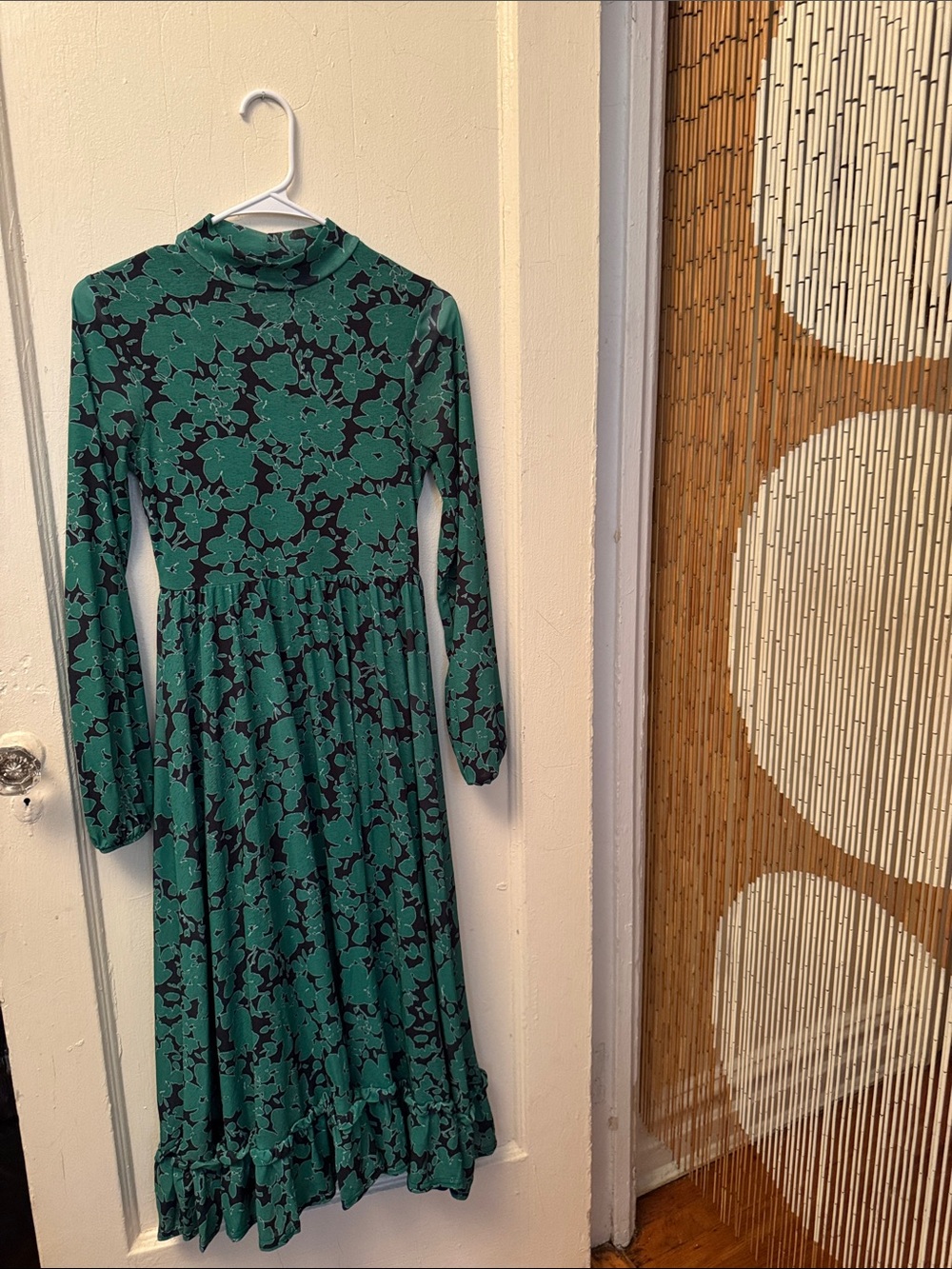 Nasty Gal Green Floral Long-Sleeve Midi Dress with Ruffle Hem